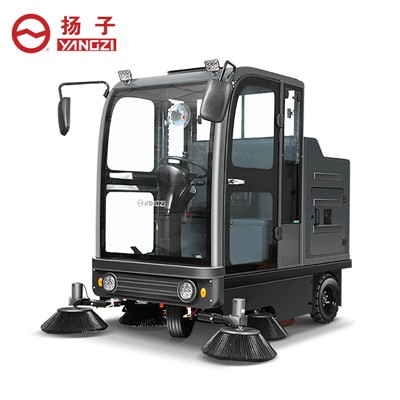 駕駛式掃地機要如何操作？
